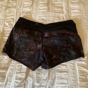 Lululemon speed tracker shorts